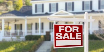 Essential Tips to Sell Your House Quickly