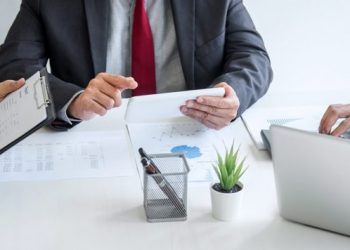 Old and new school insurance data war