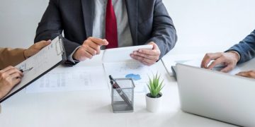 Old and new school insurance data war